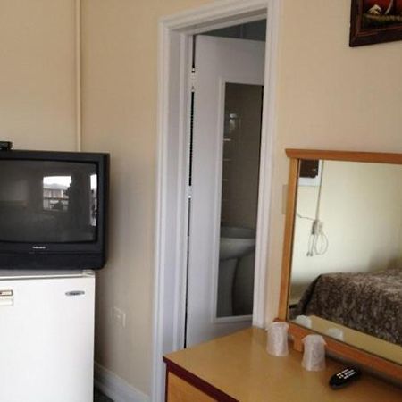 Victoria Motel 林赛 外观 照片